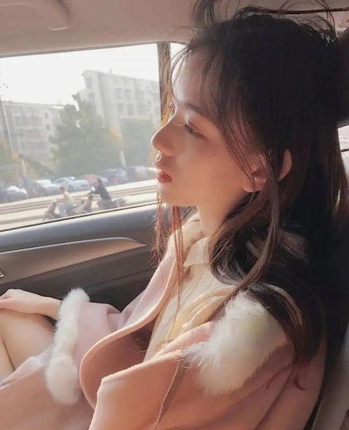 吃瓜女网红头像图片高清,揭秘吃瓜女网红高清头像背后的魅力