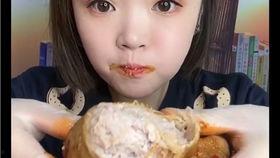 快手网红困困吃瓜,揭秘网红背后的生活点滴